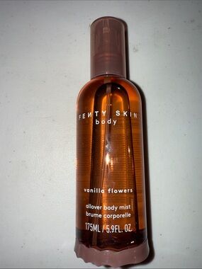 Fenty Skin Body Vanilla Flowers Allover Body Mist